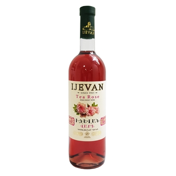 Вино "IJEVAN" розовое полусладкое